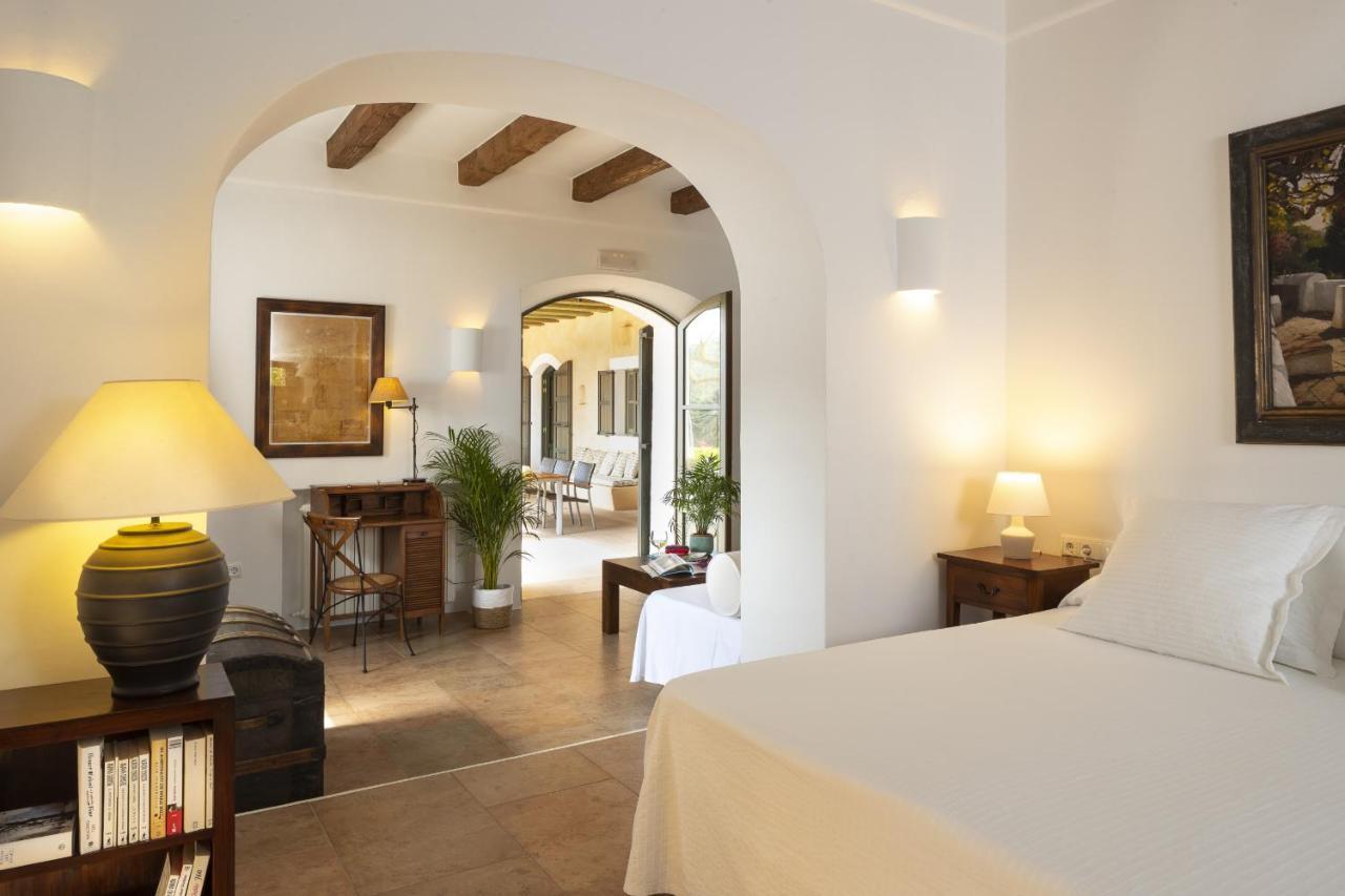 Vicent Rafal Villa Santa Eulària des Riu