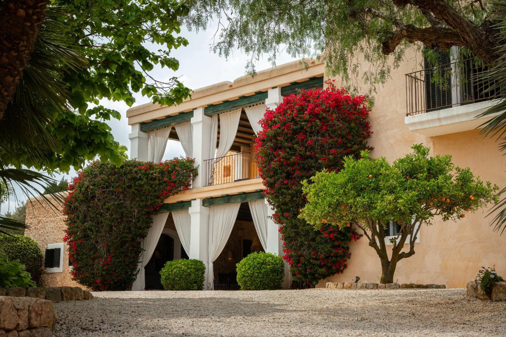 Vicent Rafal Villa Santa Eulària des Riu